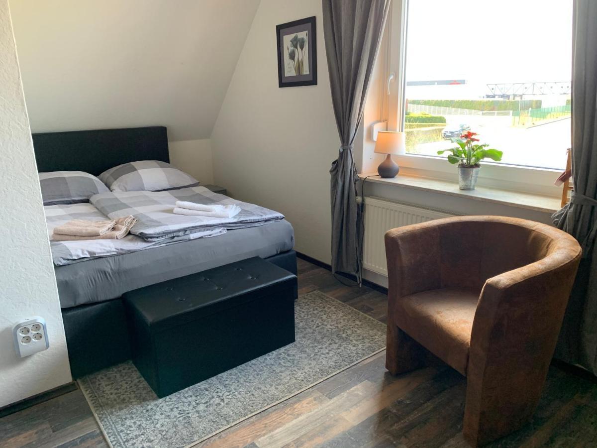 הוסום Privates Ferienzimmer An Der Nordsee מראה חיצוני תמונה